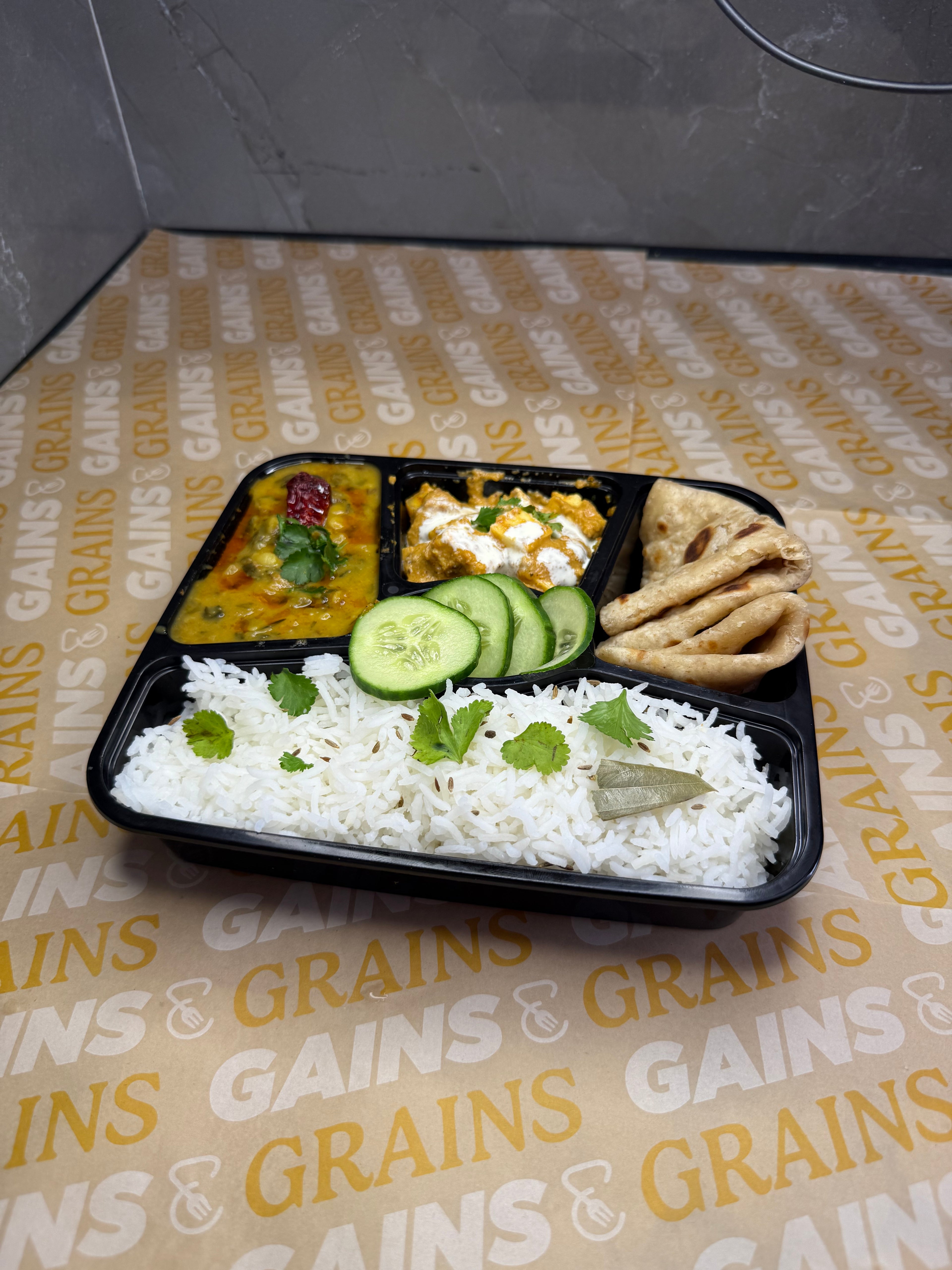 🫕 Butter & Lentils Box 🍛✨