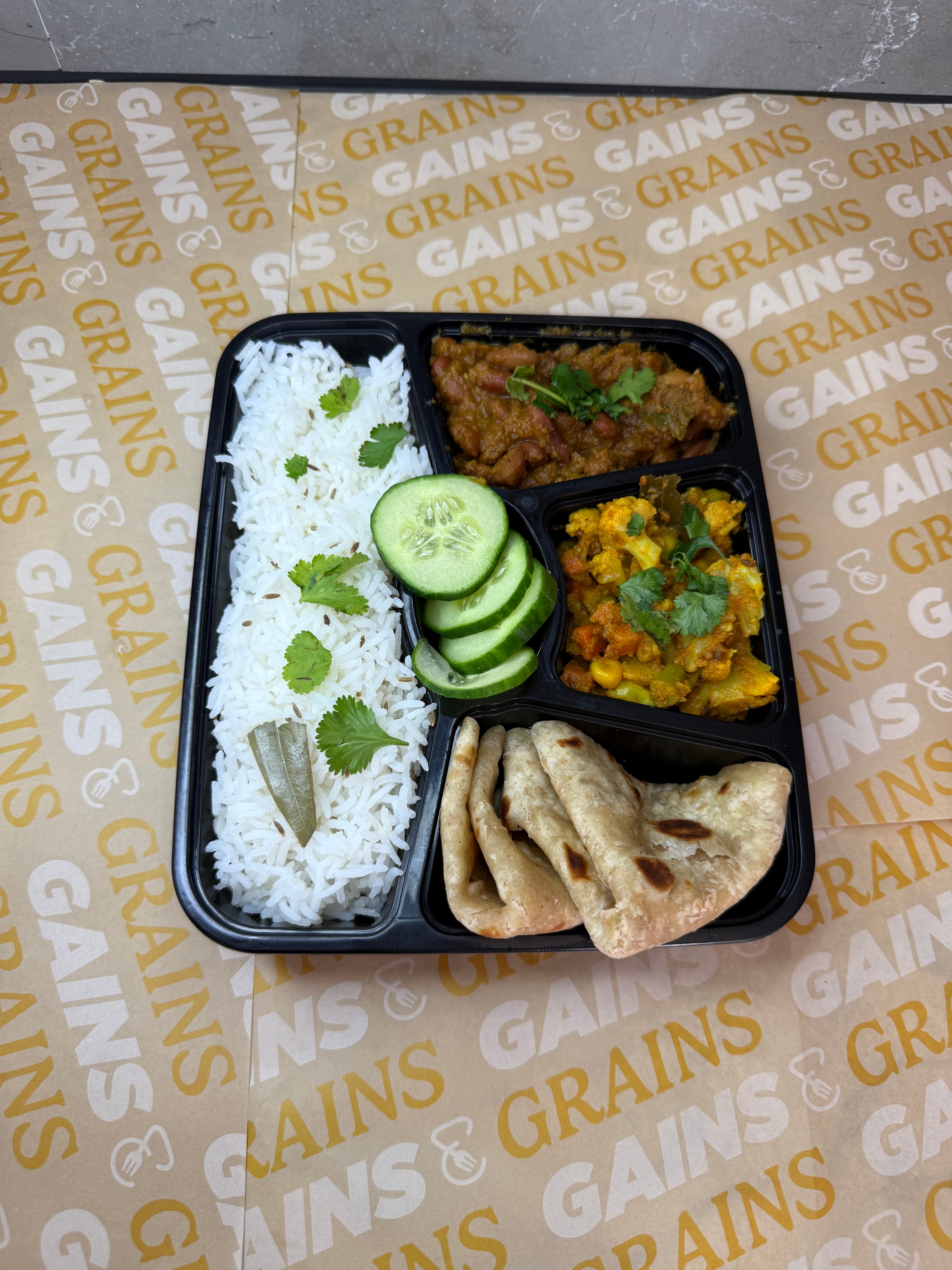 🍛 Red Bean Curry Box 🌱✨