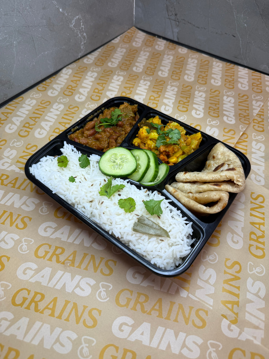 🍛 Red Bean Curry Box 🌱✨